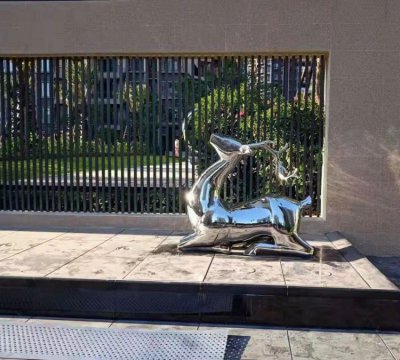 不锈钢镜面抽象动物景观梅花鹿雕塑 