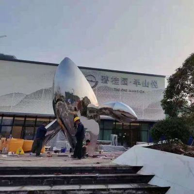 售楼处广场摆放创意不锈钢镜面鲸鱼园林雕塑 鲸鱼雕塑镂空概念制品龙卷风