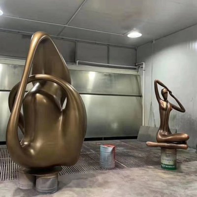 酒店摆放玻璃钢仿铜抽象人物雕塑 