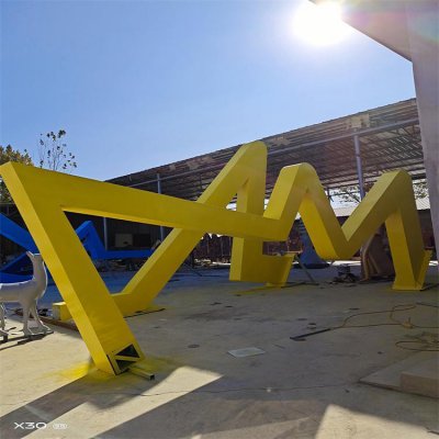 城市广场摆放大型不锈钢异形造型景观雕塑 景观雕塑广场禅意渝北一览