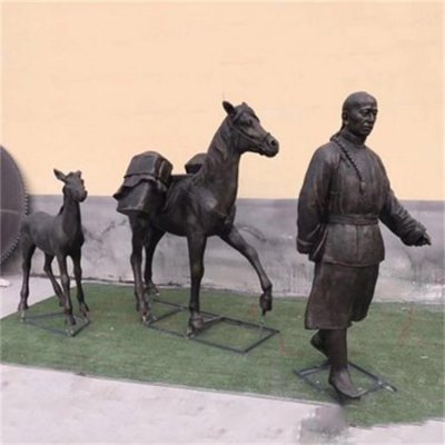 玻璃钢仿铜牵马运送货物的情景人物小品 