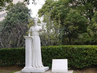 校园景观名人雕塑石雕西方人物居里夫人雕塑 