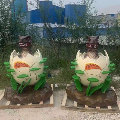游乐园装饰玻璃钢彩绘仿真恐龙蛋小品 恐龙雕塑制作玉石小伙网站