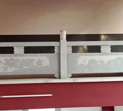 城市街道安装青石雕刻荷花防护栏板 