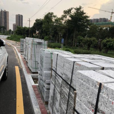 园林绿化景观芝麻灰石材 景观雕塑人物村庄优势原则
