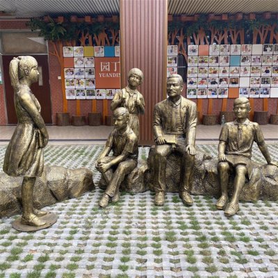 玻璃钢仿铜交谈的老师学生雕塑摆件 学生雕塑手工小学美食树脂