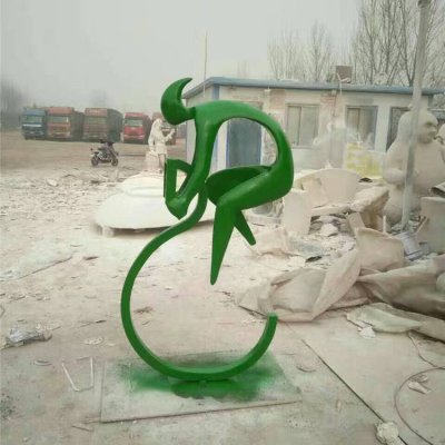 公园操场玻璃钢抽象创意景观骑自行车的人物雕塑 骑自行车雕塑自行车路线图广场厂家