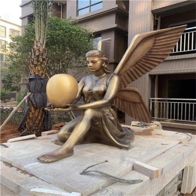 小区摆放玻璃钢仿铜天使人物欧式摆件 天使雕塑图片水池作者脚踝