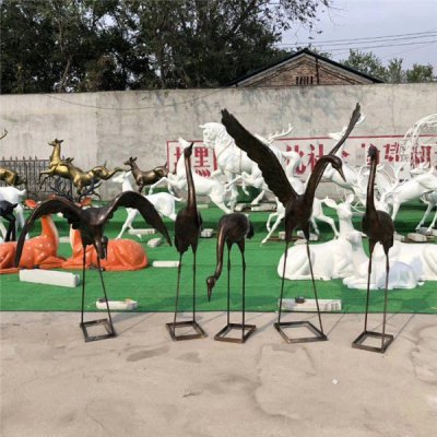 农场园林摆放玻璃钢仿铜仙鹤雕塑 仙鹤雕塑不锈钢广场抽象