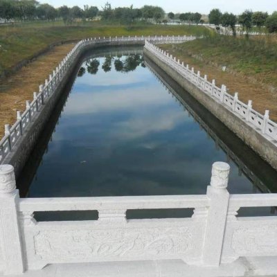 园林河道防护围栏砂岩防护栏板雕塑 护栏雕塑黄铜楼梯种类园林