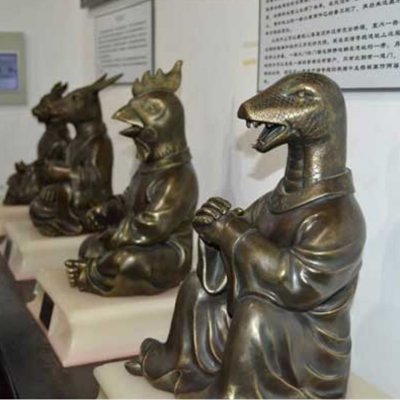 户外园林玻璃钢仿铜人身兽面十二生肖雕塑 生肖雕塑摆件雕像公司轮胎