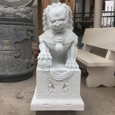 别墅大门摆放镇宅招财汉白玉狮子门墩 狮子雕塑价格弹子女人商是谁