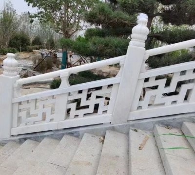景点楼梯汉白玉镂空扶手栏板 栏板雕塑厂家天然大理石走廊