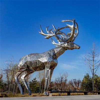 城市广场大型抽象动物景观几何块面镂空梅花鹿雕塑 