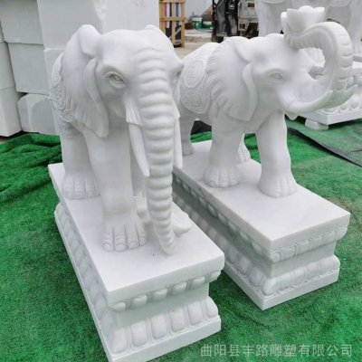 汉白玉石雕小象一对公司庭院门口石雕 小象雕塑石雕水泥滑梯彩色