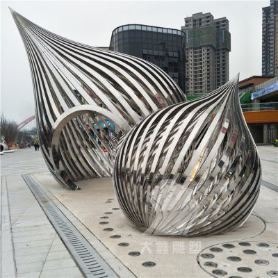 葱头不锈钢创意景观雕塑 景观雕塑人物图案花钵酒店