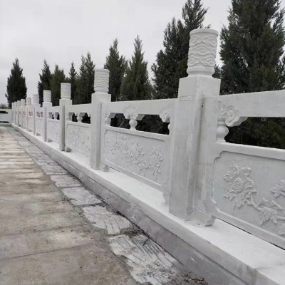 梅兰竹菊汉白玉石雕栏板 梅兰竹菊雕塑栏杆经典影壁价格