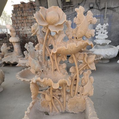 庭院黄锈石浮雕荷花喷泉流水石雕 荷花雕塑公园湿地粘土福字