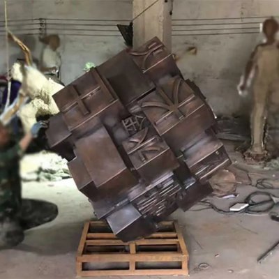 园林户外玻璃钢仿铜魔方雕塑 魔方雕塑图片大型石材灯光