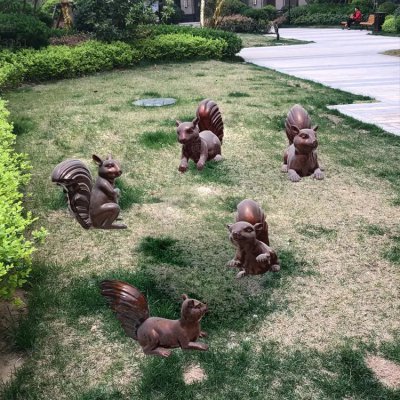 公园玻璃钢仿铜动物景观松鼠雕塑 松鼠雕塑寓意乐园南瓜光环