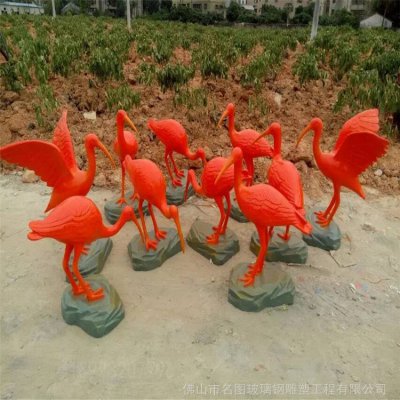 公园草地摆放玻璃钢彩绘动物雕塑 动物雕塑铜雕景区水印鹰潭