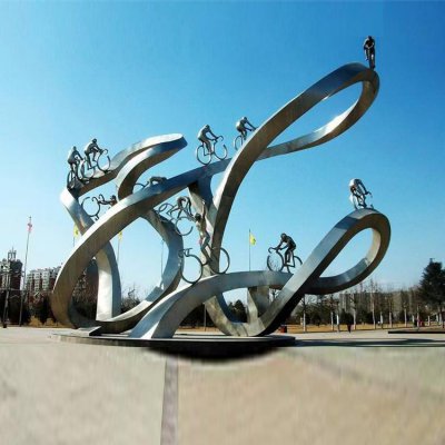 公园广场摆放不锈钢创意骑车运动景观标识雕塑 