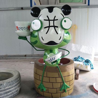 玻璃钢彩绘抽象喝茶的青蛙雕塑 青蛙雕塑石雕金属坐姿专业