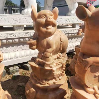 店铺园林摆放晚霞红招财小猪石雕 小猪雕塑图片一家厂家制作