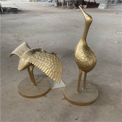 酒店装饰玻璃钢仿铜仙鹤小品雕塑 仙鹤雕塑图片作法寺院摩天轮