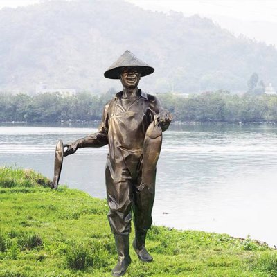 公园户外摆放玻璃钢仿铜渔民人物雕塑 