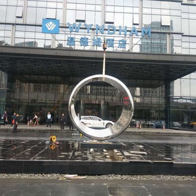 不锈钢几何酒店门口池塘水景圆环雕塑 圆环雕塑不锈钢高速陶瓷黄浦