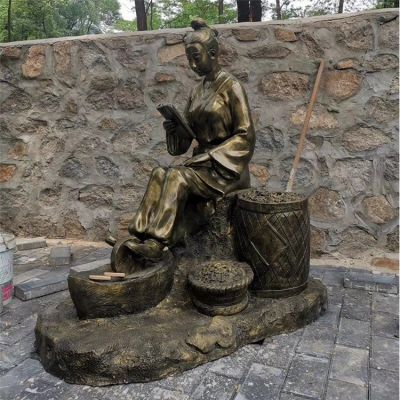 玻璃钢仿铜民俗中医文化读书碾药的情景人物雕塑 