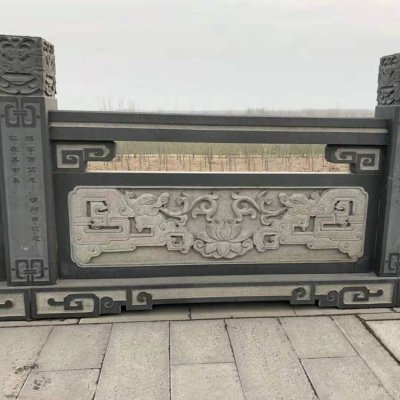 河道安装青石浮雕中式传统花纹防护栏板雕塑 