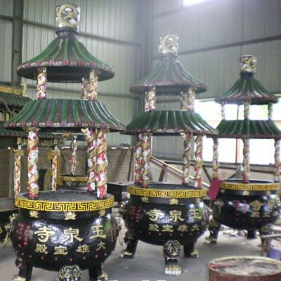大型铁铸造进香宝顶香炉寺庙摆件 香炉雕塑石雕品种进宝材料