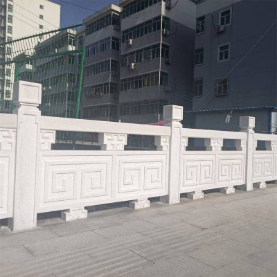 街道安装大理石雕刻中式图案防护栏板 
