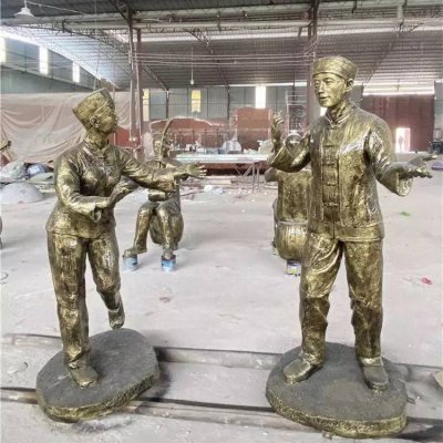 玻璃钢仿铜跳舞的少数民族人物雕塑 