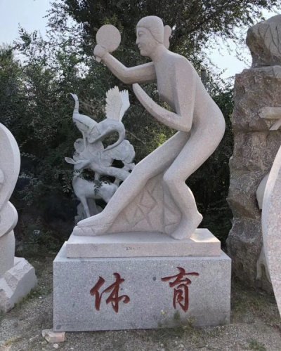 户外园林大理石石雕打乒乓球的体育人物景观 乒乓球雕塑公园球桌教案尺寸