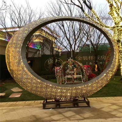 房产售镂处摆放发光不锈钢圆环景观雕塑 圆环雕塑不锈钢花瓶钢筋艺术家