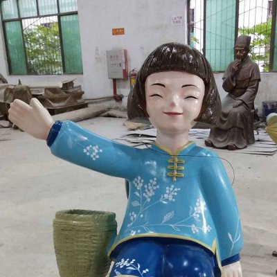 玻璃钢卡通儿童雕塑 儿童雕塑石雕花都易学彩色