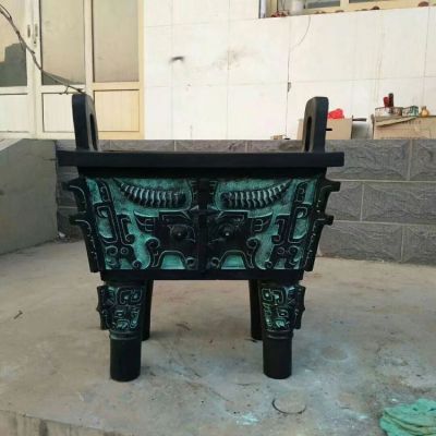 仿古青铜器大型浮雕聚财景观方形鼎雕塑 