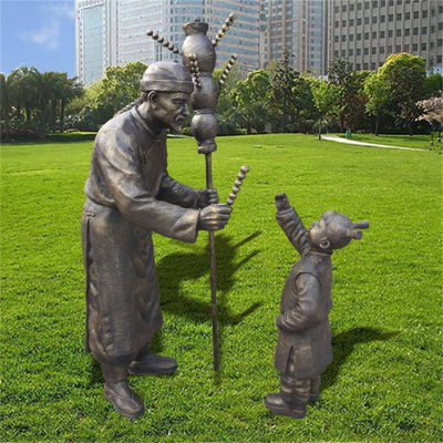 玻璃钢仿铜情景卖糖葫芦的人物景观雕塑 糖葫芦雕塑价格广场铜雕景观