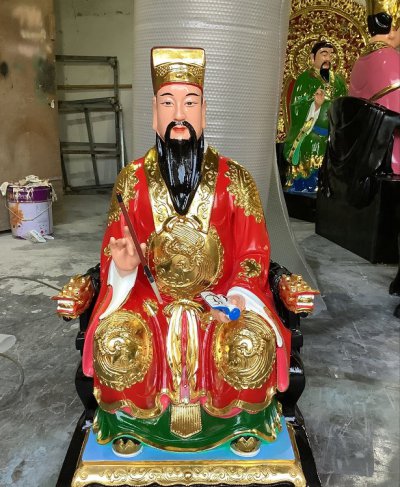 宗教寺庙玻璃钢彩绘佛像景观 佛像雕塑图片特征贴金工程