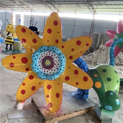 玻璃钢彩绘创意花朵景观装饰摆件 花朵雕塑厂家透明价格表红色