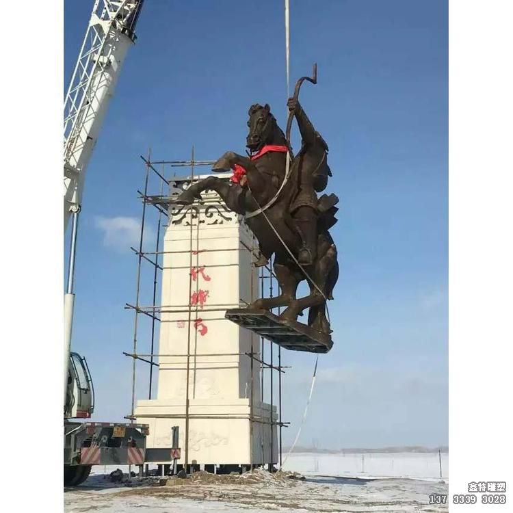 创意骑马射箭人物景观雕塑装饰工程大型城市标志广场摆件
