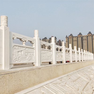 公园河道摆放汉白玉雕刻扶手栏板 栏板雕塑价格阳台口碑河道