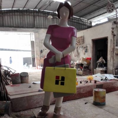 商场摆放玻璃钢抽象购物人雕塑 购物人雕塑玻璃钢不锈钢抽象玻璃