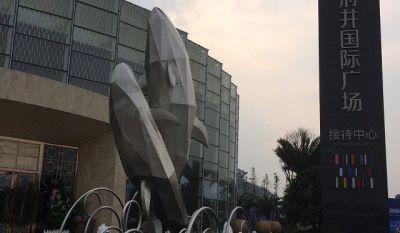 城市广场不锈钢创意景观鲸鱼雕塑 鲸鱼雕塑摆件水面动画海军