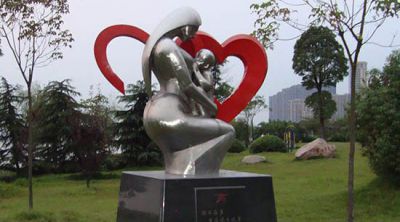 不锈钢公园母爱抽象亲情雕塑 母爱雕塑石雕高清答案意思