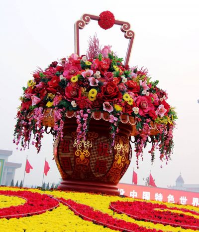 城市广场大型节日庆典玻璃钢彩绘大花篮雕塑 花篮雕塑厂家大博八一麻神