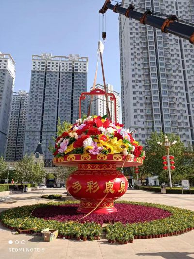 玻璃钢彩绘大型节日多层仿真绢花大花篮雕塑 花篮雕塑工艺品塑料瓶十二运动